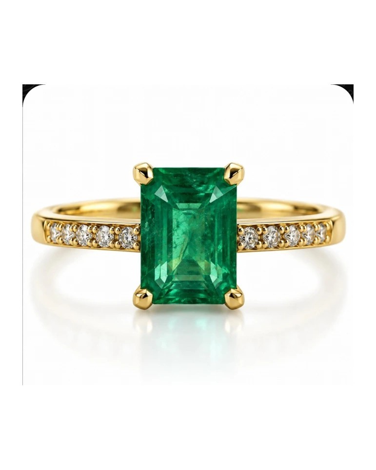 Emerald & Diamond Ring