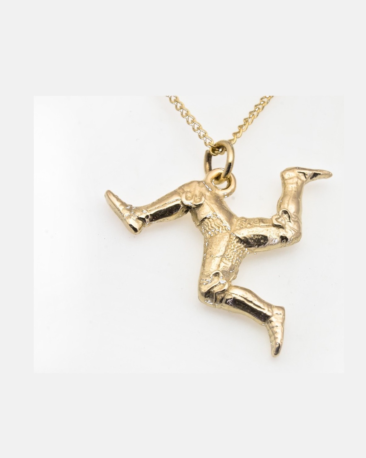 Three legs pendant
